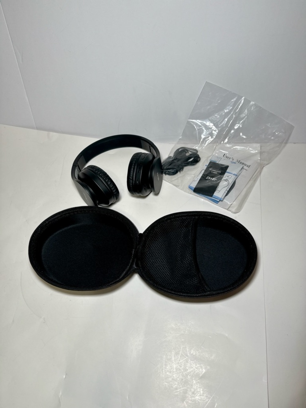 ZIHNIC Bluetooth Headphones Wireless Over Ear Foldable w/ Case Cable Black